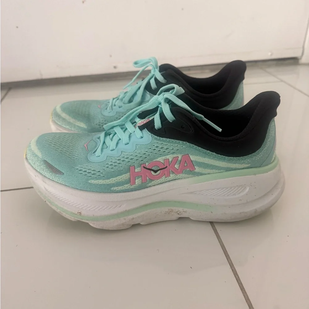 Hoka Bondi 9 Sneakers - Picture 1 of 5